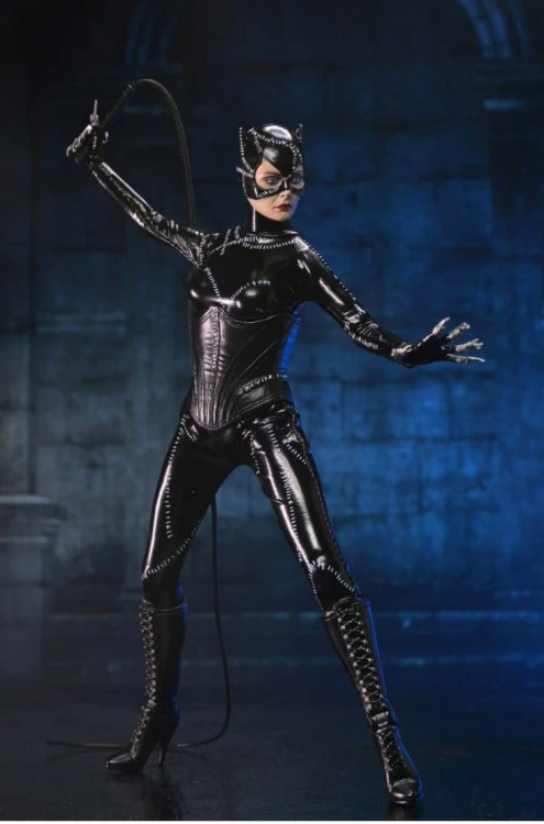neca_batman_returns_1992_clothed_action_figure_catwoman_20cm_5